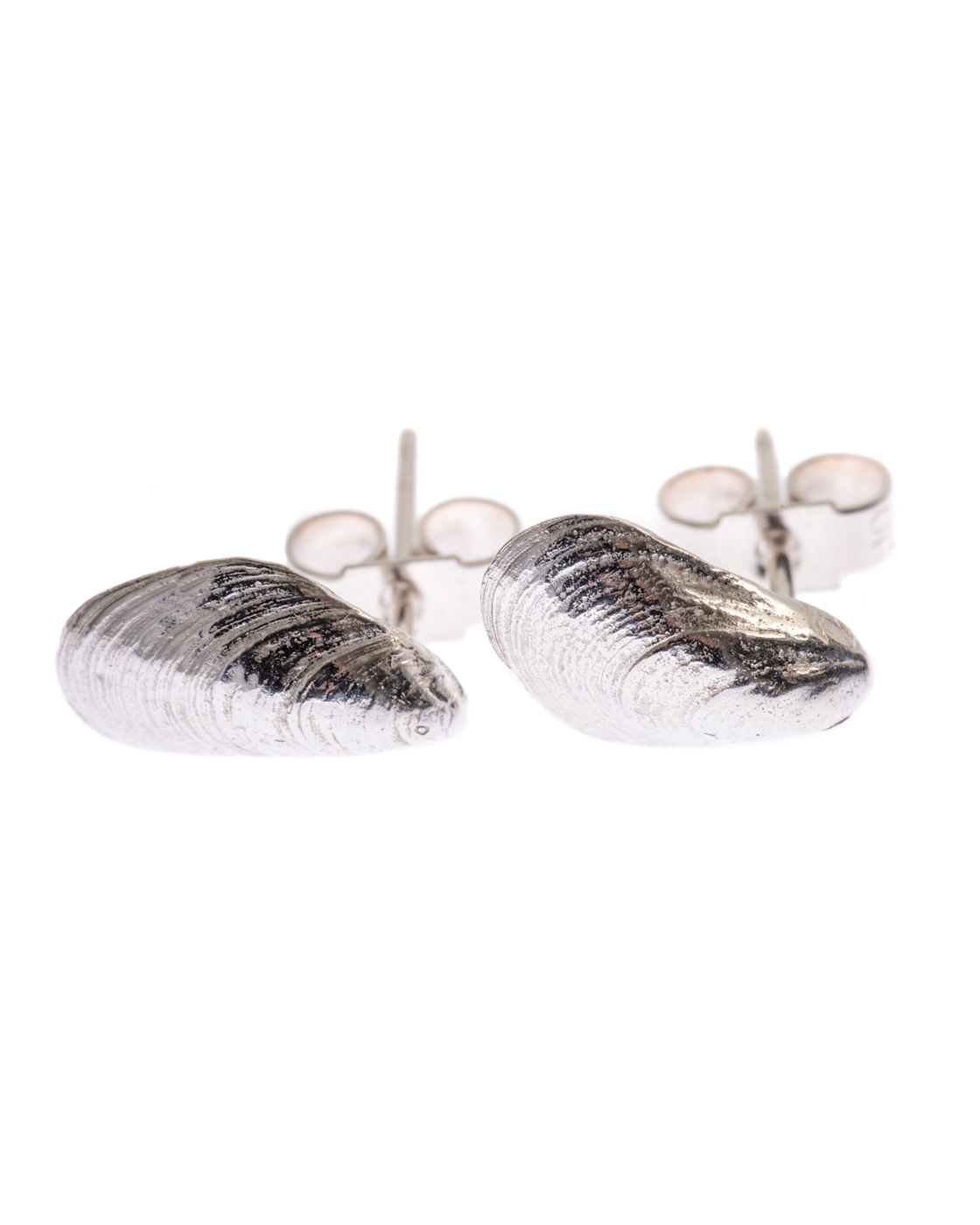 Sterling Silver Medium Mussel Stud Earrings